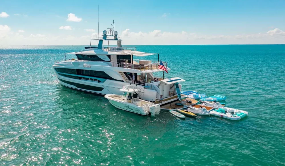 Yacht Tour